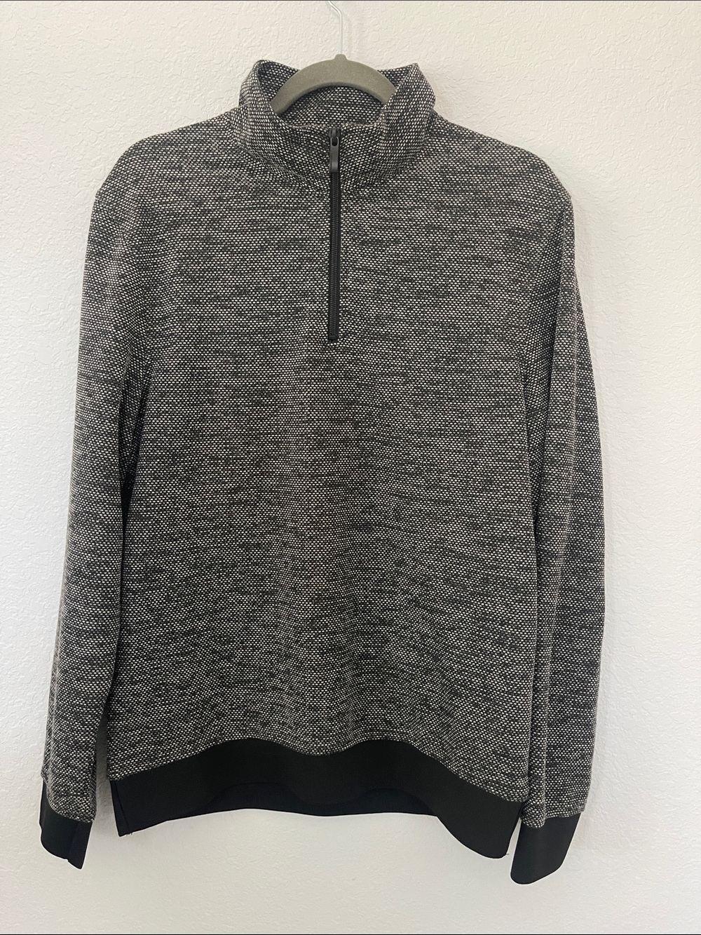 Vince Camuto Men’s Quarter‎ Zip Marled Knit Sweater – Medium
